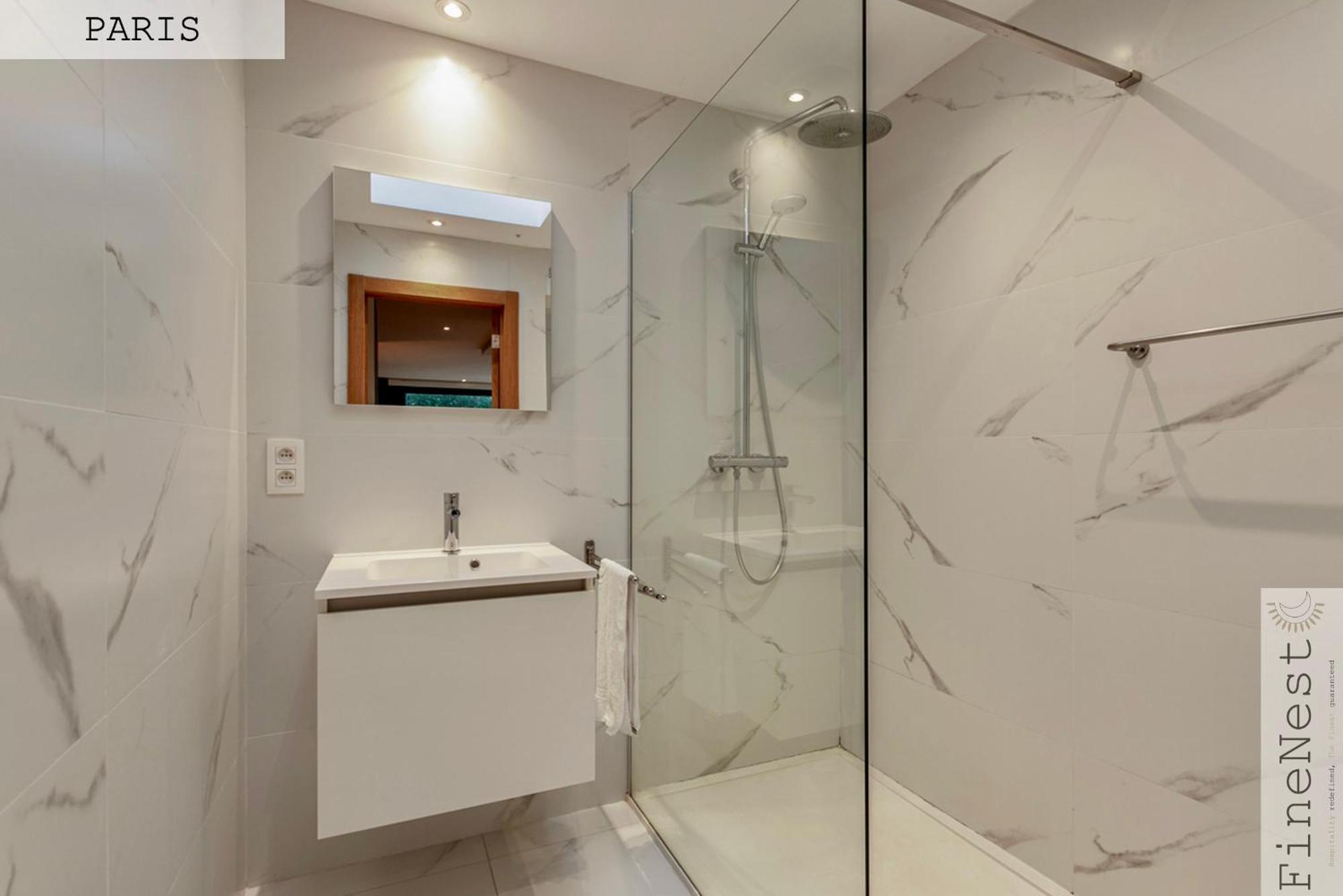 Residence De 3 Appartements Luxueux - 2 Ch X 3 - "Tilff Le Mont" By Finenest Ngoại thất bức ảnh